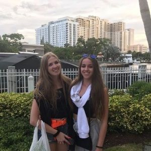 Meet your Posher, Catherine